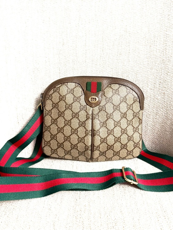 Gucci Handbags - Authentic Gucci brown monogram supreme canvas crossbody bag red green accents GG